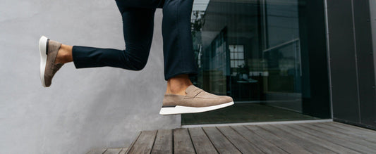 Front View Focus: Models' Feet and Poses