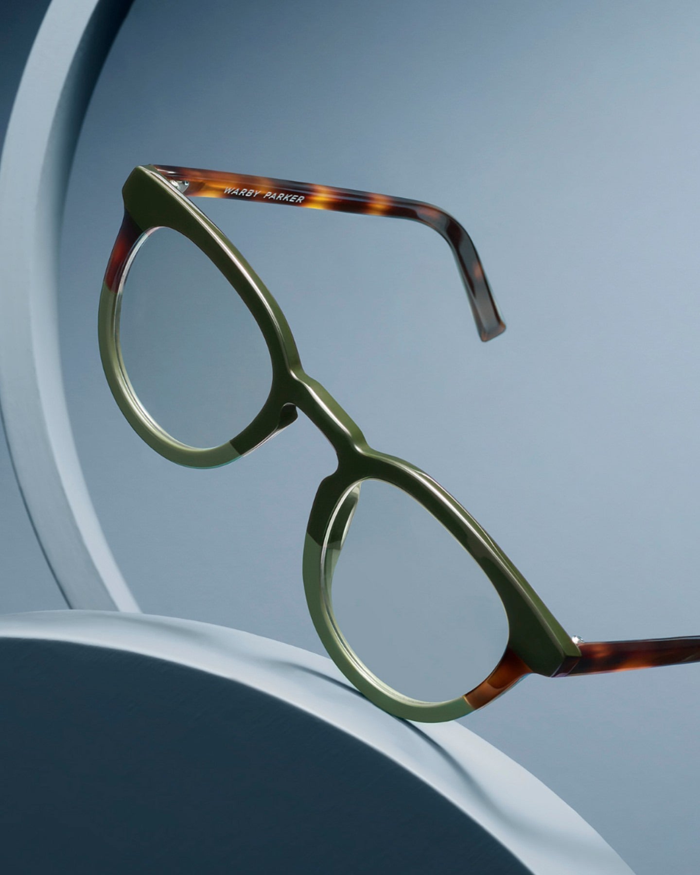 Spectacles Backdrop Warby Parker's Glasses: Gradient Backdrop Elegance – PENCIL ONE