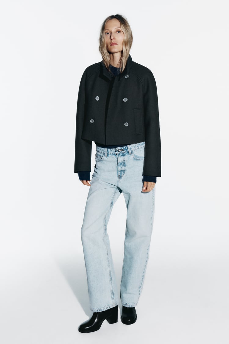 Cloth Brand Model clothing brand photoshoot analysis | Zara product photo model lifestyle ...
